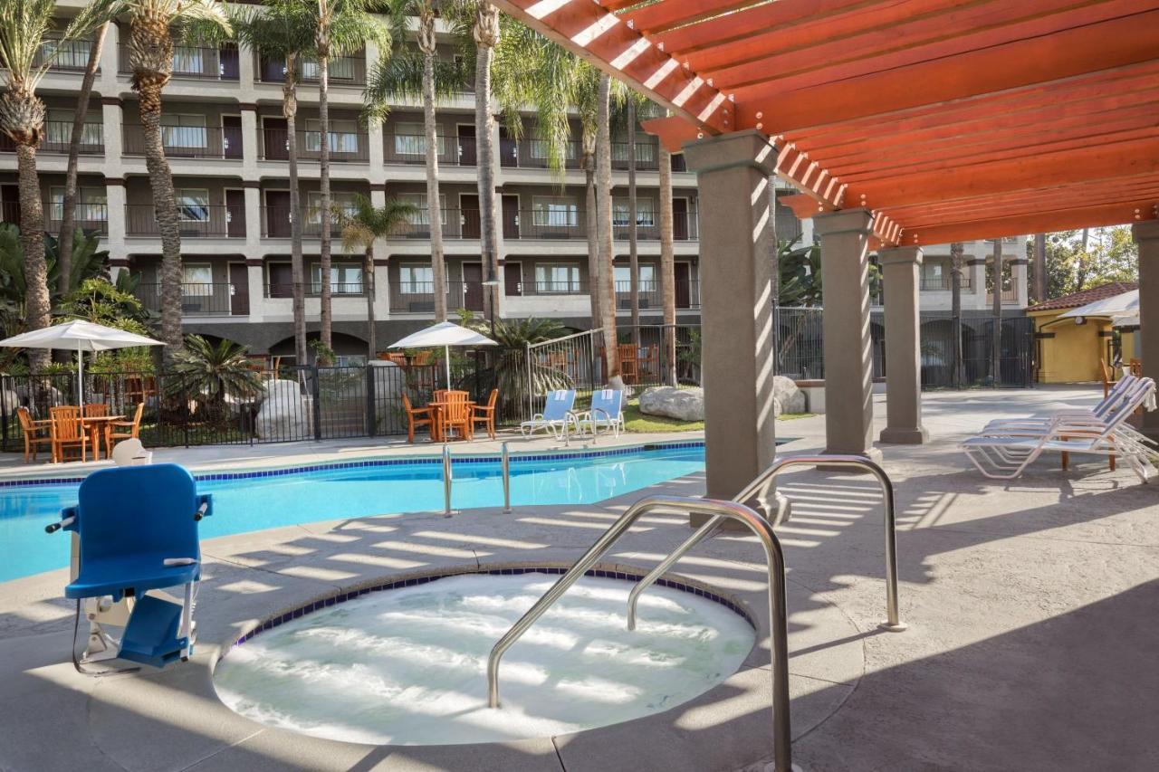 Four Points By Sheraton Anaheim Dış mekan fotoğraf